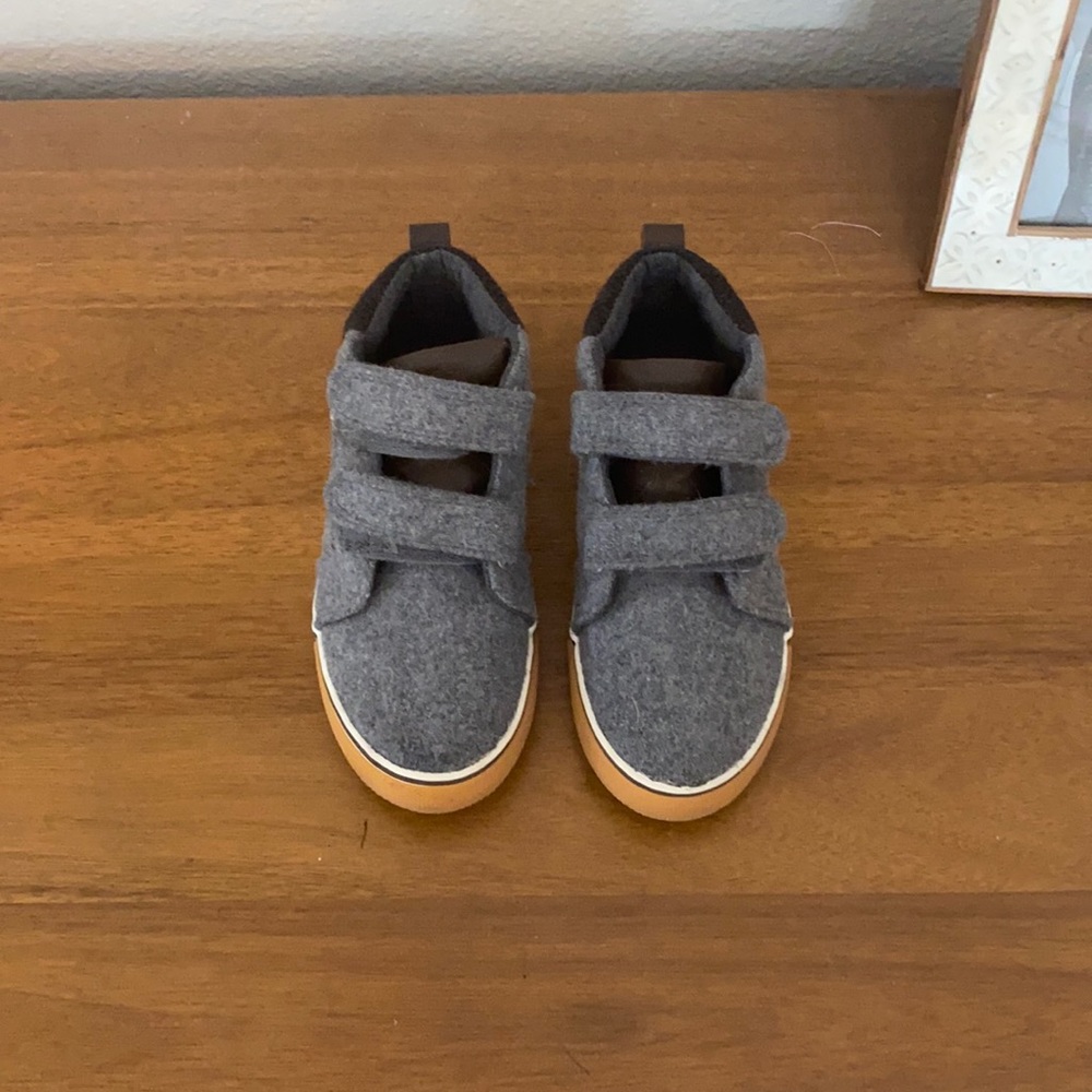 Kids shoes